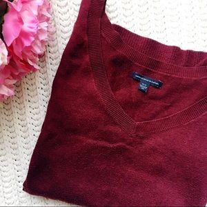 American Eagle Maroon Long V-Neck Sweater